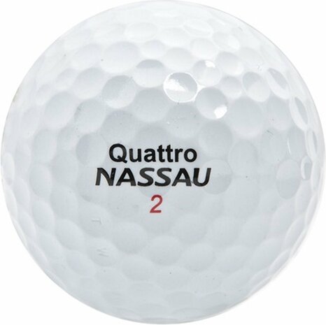 Nassau Quattro golfballen met logo